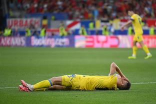 日本球迷谈梅西回应：梅西没必要道歉，受伤不出场很正常
